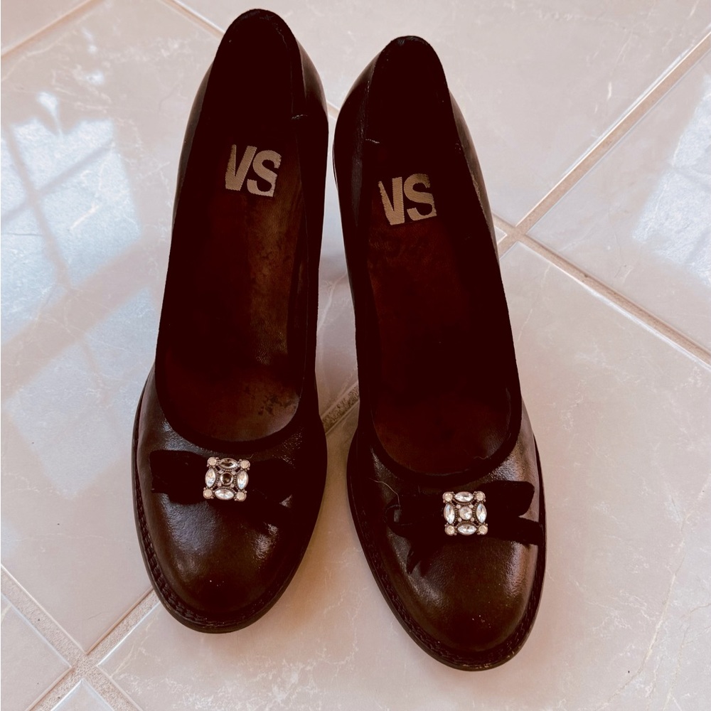 Elegant fall leather shoes, rich brown with black velvet trim and bow.
